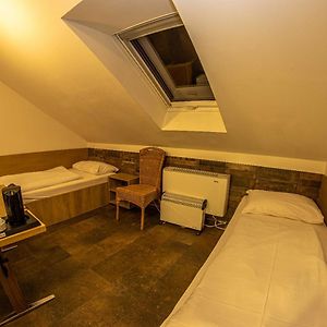 Budget Kamer met Twee Aparte Bedden